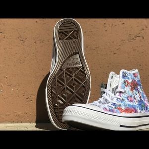 Converse Chuck Taylor Spray Paint Floral 8W